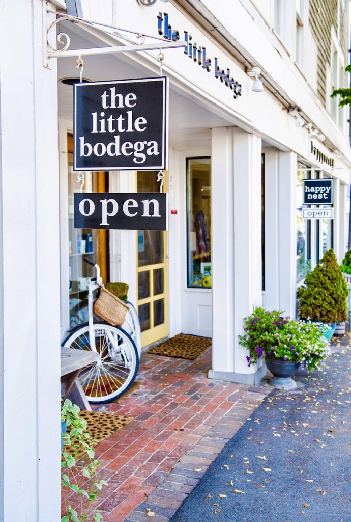 the little bodega kennebunkport outside